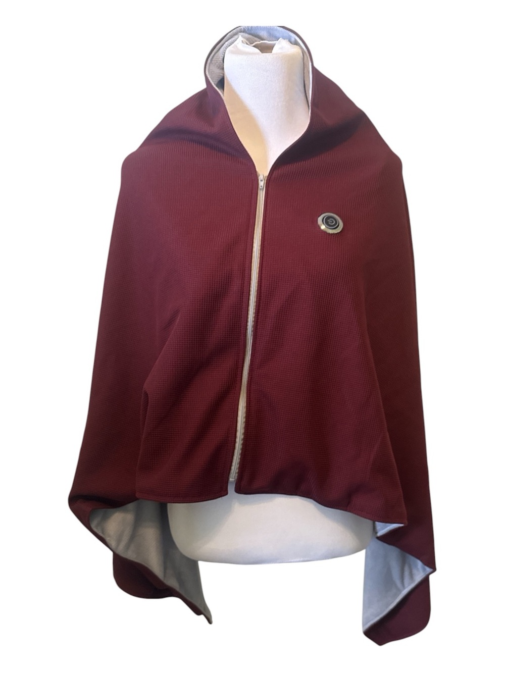 NWOT Power Bank Portable Blanket Zip Front Poncho Jacket  Burgundy USB Heated